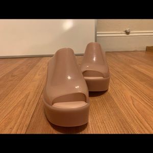 Melissa Nude Platforms